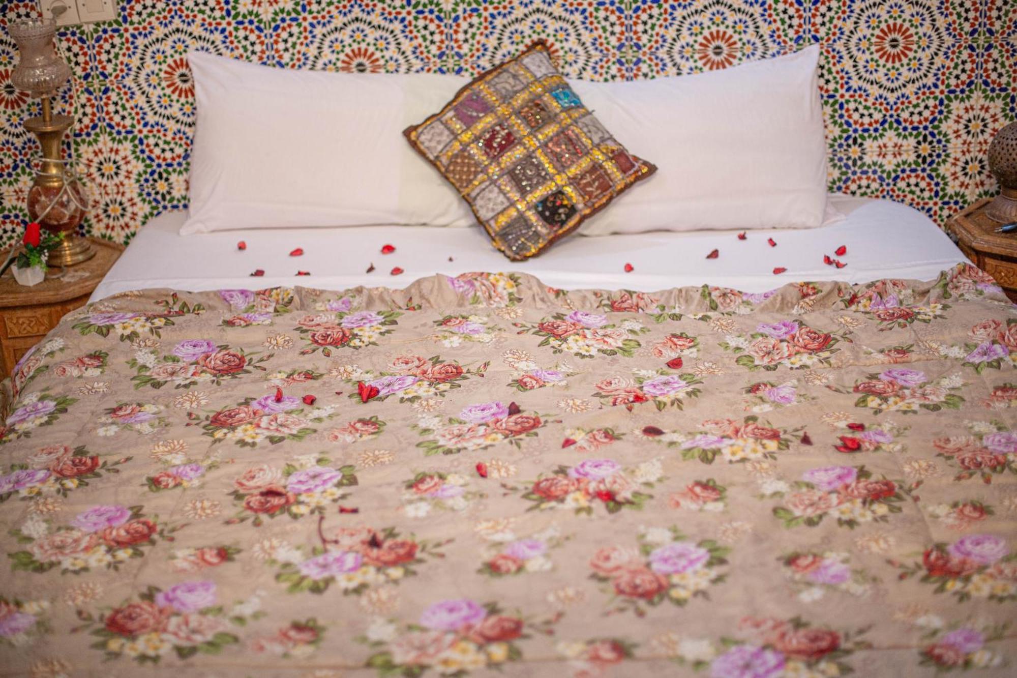 Hotel Fes Riad Hayat Luaran gambar